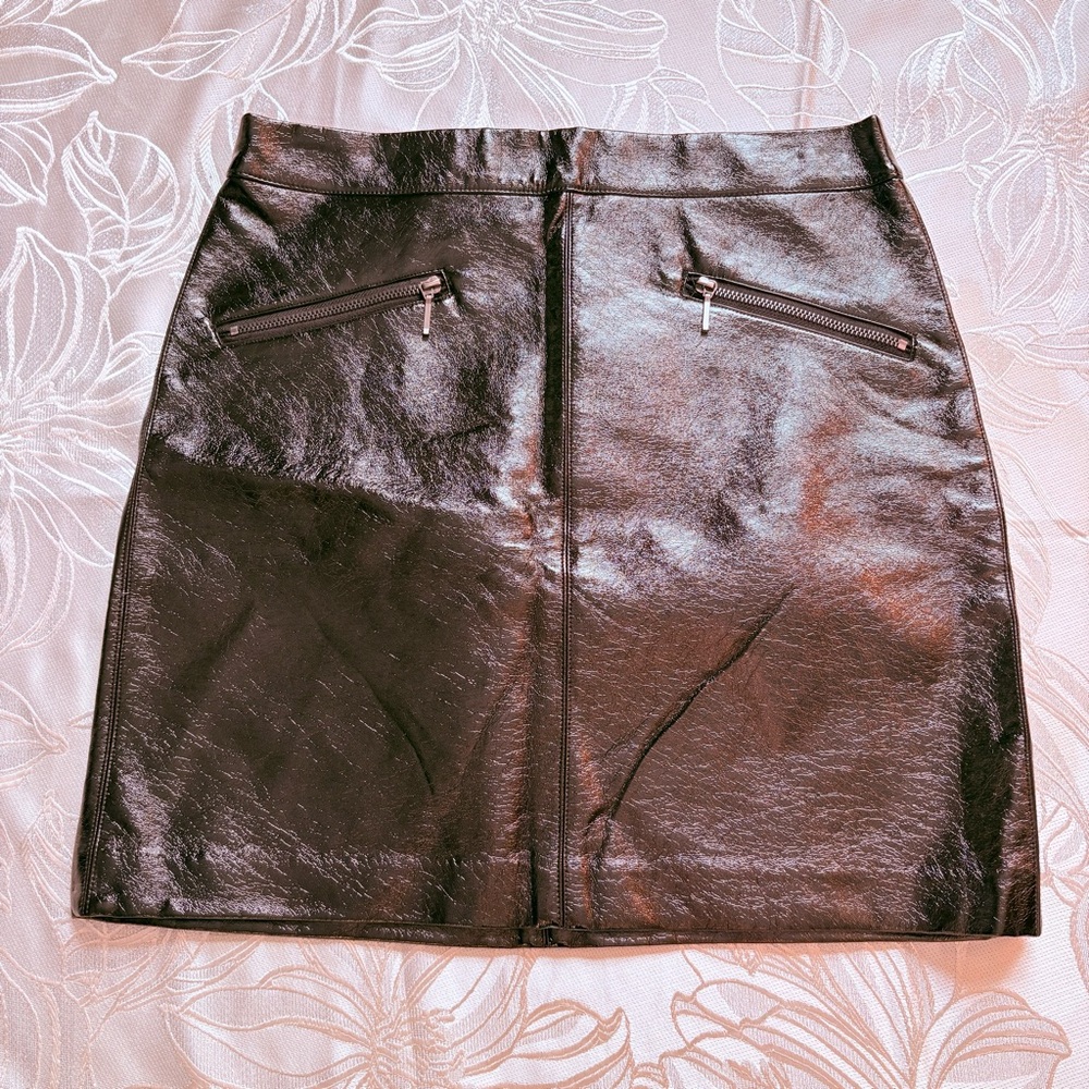 BLACK TAPE Shiny Black Vinyl Mini Skirt Exposed Zipper Accents - SMALL